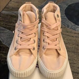 Blowfish Crawler canvas shoe